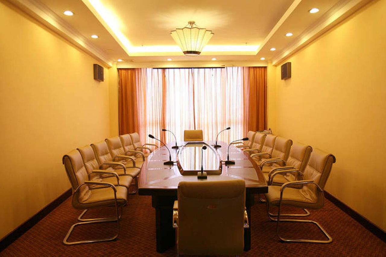 Grand Soluxe Hotel Huangshan Business photo